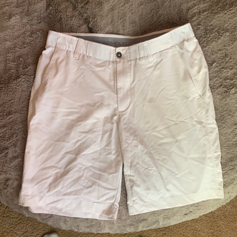 White Under Armour Golf shorts